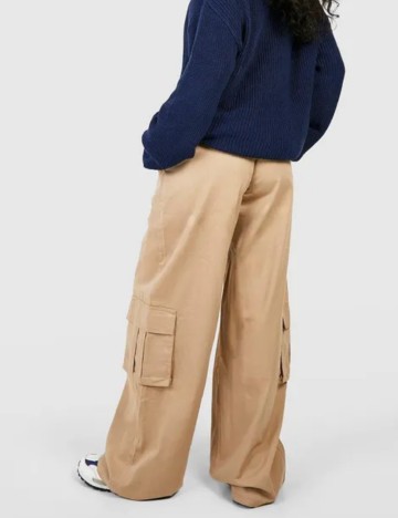 Pantaloni Boohoo, bej