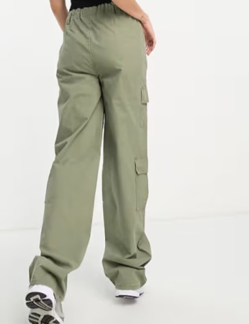 Pantaloni ASOS, kaki