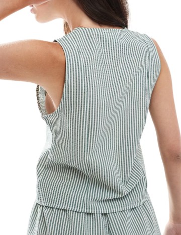 Top ASOS, mix culori