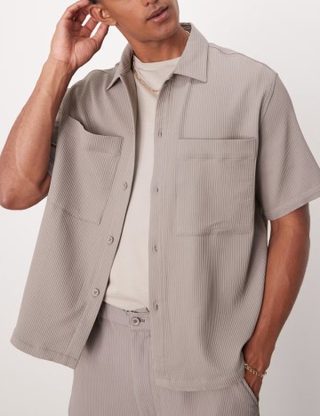 Cămașă cu m&acirc;necă scurtă Bershka, gri