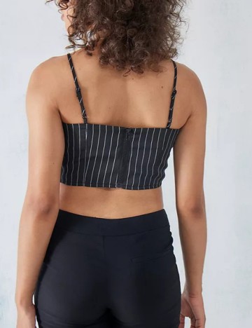 Top Daisy Street, negru