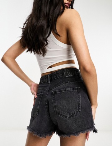 Pantaloni scurți de blugi Stradivarius, negru
