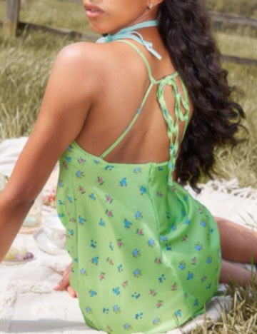 Rochie mini PRETTYLITTLETHING, verde
