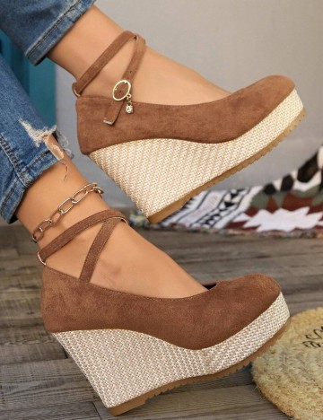Pantofi Shein, maro