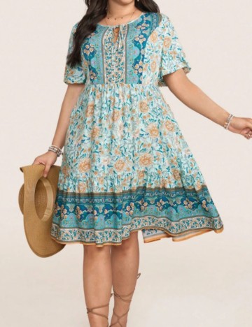 Rochie mini Shein Curve+, mix culori