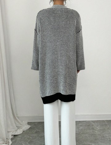 Cardigan Shein, mix culori