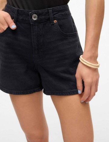 Pantaloni scurți Vero Moda, negru