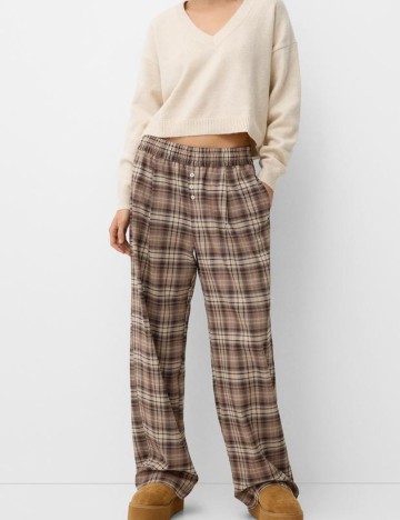 Pantaloni Bershka, maro