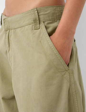 Pantaloni Bershka, verde