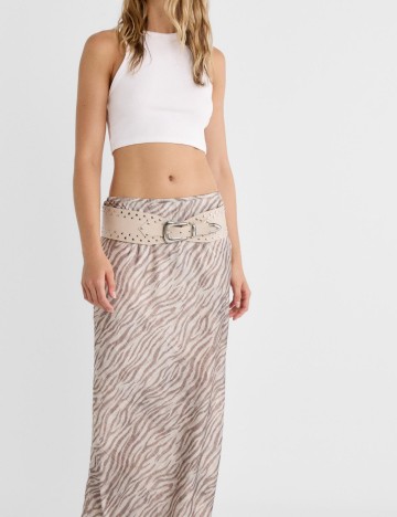 Curea Stradivarius, maro