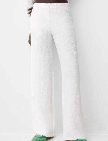 Pantaloni Bershka, alb