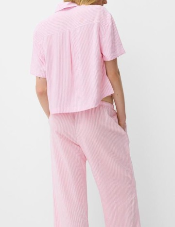 Cămașă cu m&acirc;necă scurtă Bershka, mix culori