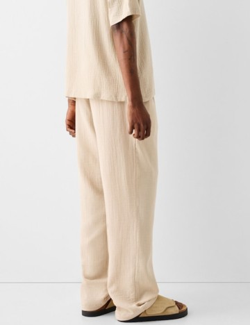 Pantaloni Bershka, crem