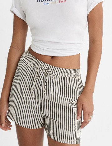 Pantaloni scurți Stradivarius, mix culori