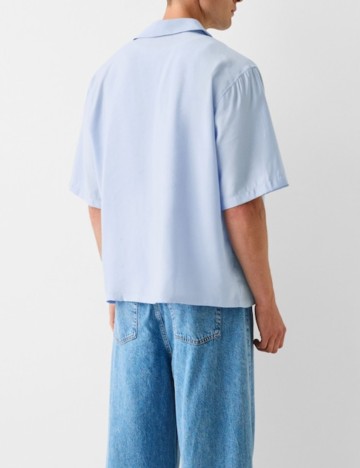 Cămașă cu m&acirc;necă scurtă Bershka, albastru