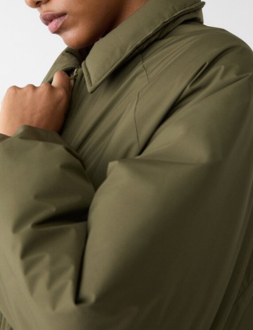 Geacă Stradivarius, kaki