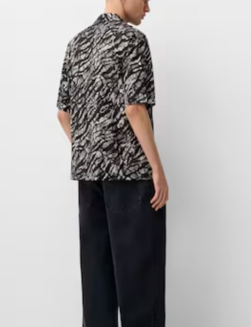 Cămașă cu m&acirc;necă scurtă Bershka, mix culori