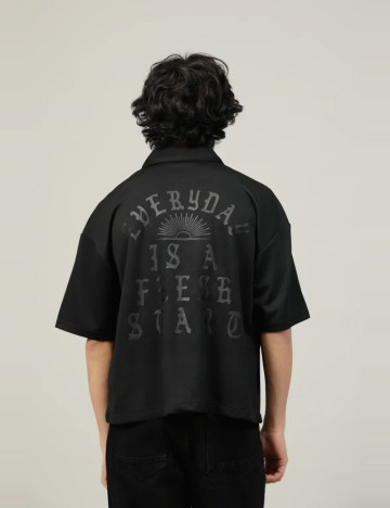 Cămașă cu m&acirc;necă scurtă Bershka, negru