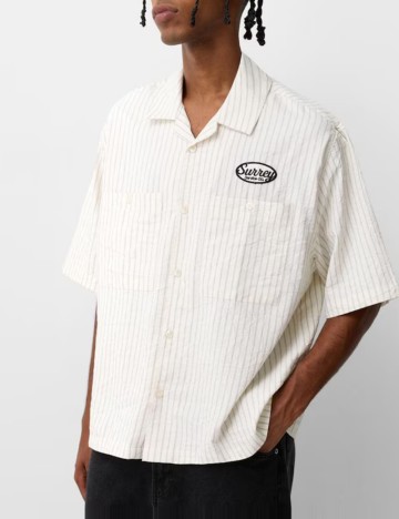 Cămașă cu m&acirc;necă scurtă Bershka, mix culori