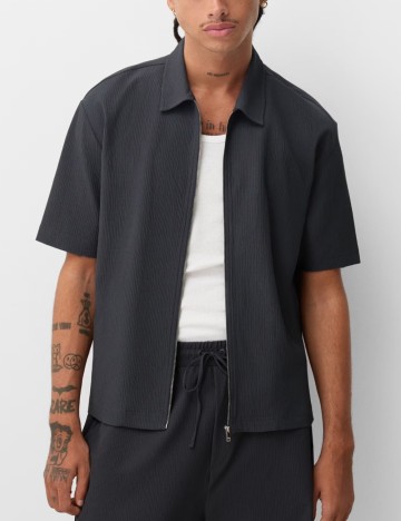 Cămașă cu m&acirc;necă scurtă Bershka, gri