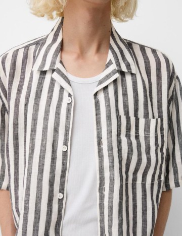 Cămașă cu m&acirc;necă scurtă Bershka, mix culori