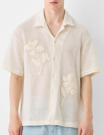 Cămașă cu m&acirc;necă scurtă Bershka, crem