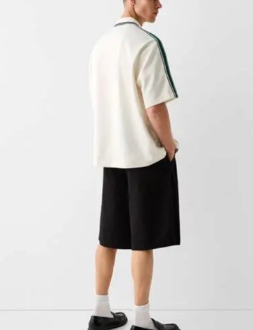 Cămașă cu m&acirc;necă scurtă Bershka, crem