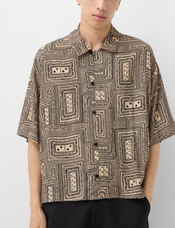 Cămașă cu m&acirc;necă scurtă Bershka, maro