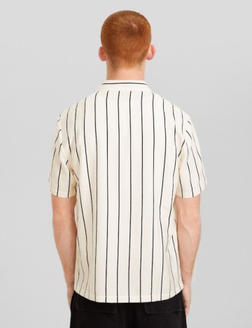 Cămașă cu m&acirc;necă scurtă Bershka, mix culori