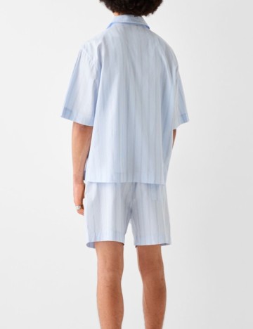 Cămașă cu m&acirc;necă scurtă Bershka, mix culori