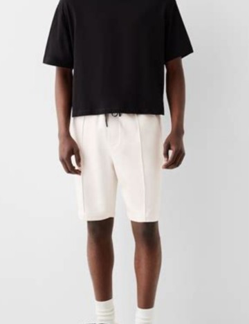 Pantaloni scurți Bershka, crem