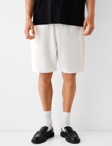 Pantaloni scurți Bershka, alb