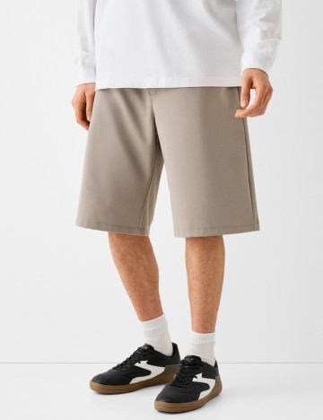 Pantaloni 3/4 Bershka, bej