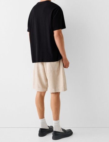 Pantaloni scurți Bershka, bej