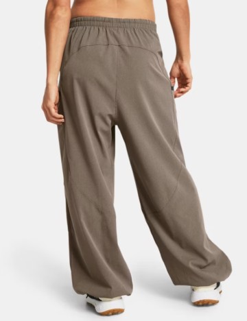 Pantaloni Under Armour, bej