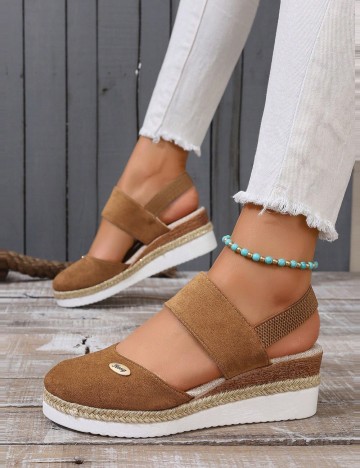 Sandale cu platformă Shein, maro
