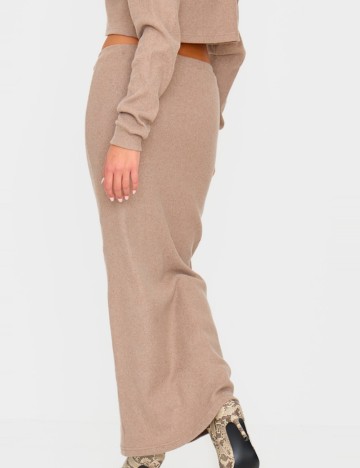 Fustă maxi PRETTYLITTLETHING, bej
