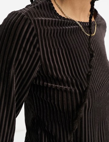 Bluză Urban Threads, maro