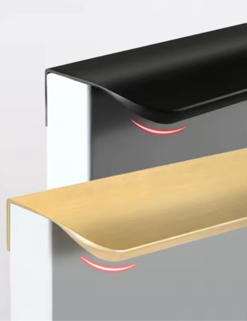 M&acirc;ner Shein, auriu