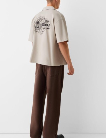 Cămașă cu m&acirc;necă scurtă Bershka, bej