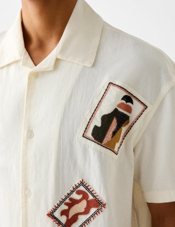 Cămașă cu m&acirc;necă scurtă Bershka, crem