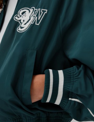 Jachetă Bershka, verde