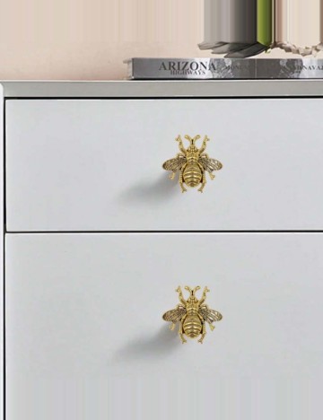 M&acirc;ner Shein, auriu