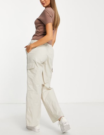 Pantaloni ASOS, crem