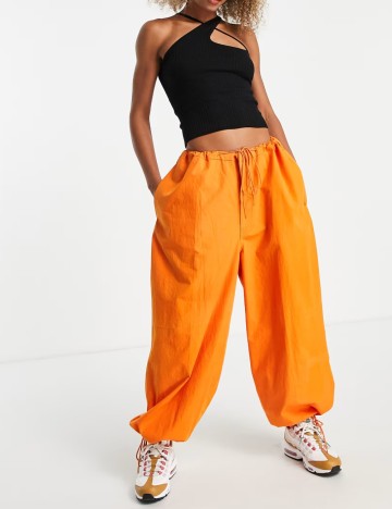 Top Collusion, negru