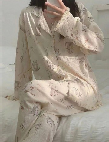 Compleu pijamale Shein, crem