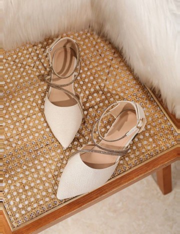 Pantofi Shein, crem